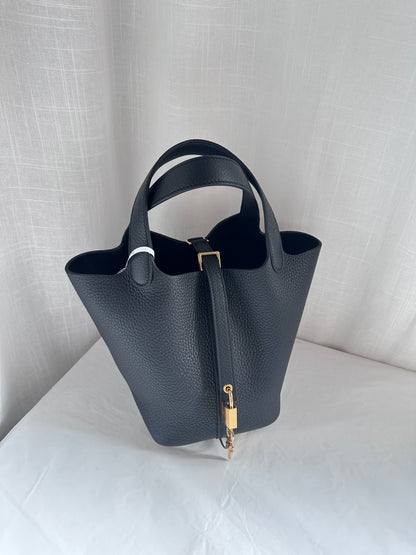 P18 Black GHW