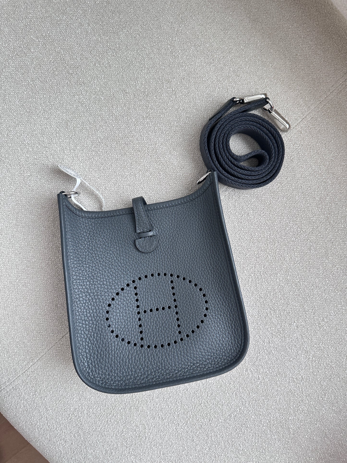 EVELYNE 16 Gris Misty PHW