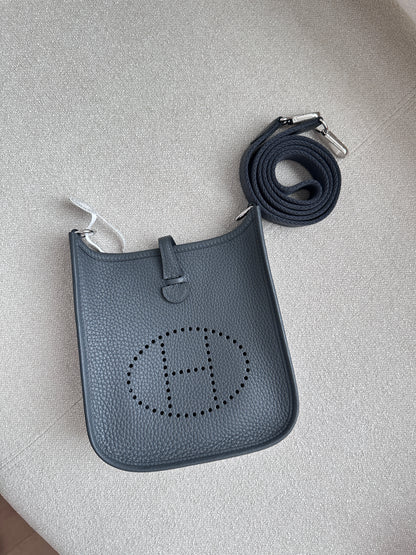 EVELYNE 16 Gris Misty PHW