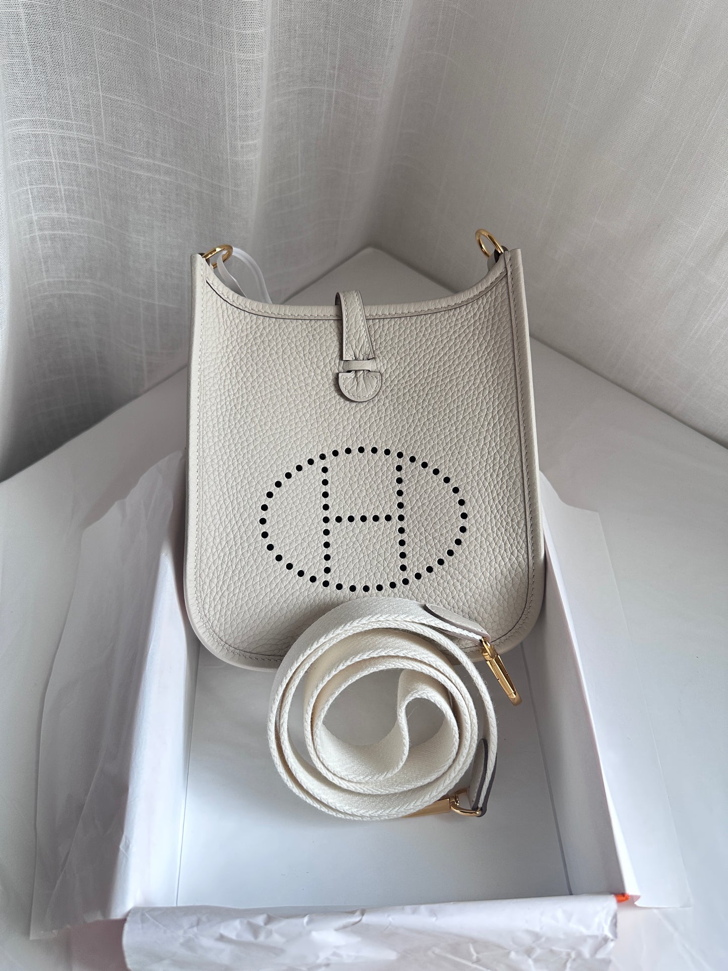 EVELYNE 16 Craie/White GHW