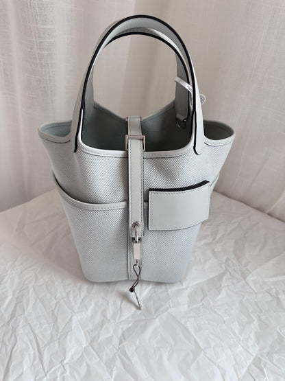P18 Gris Platine PHW