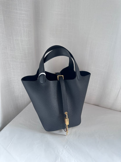 P18 Black GHW