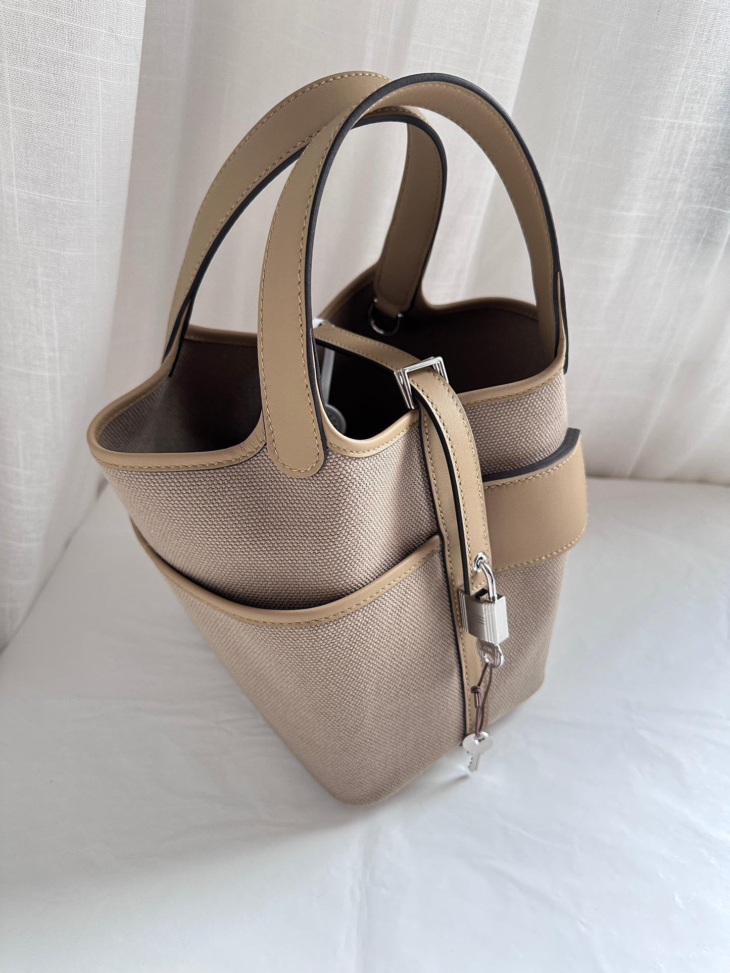 P18 Beige Marfa/Poussiere PHW