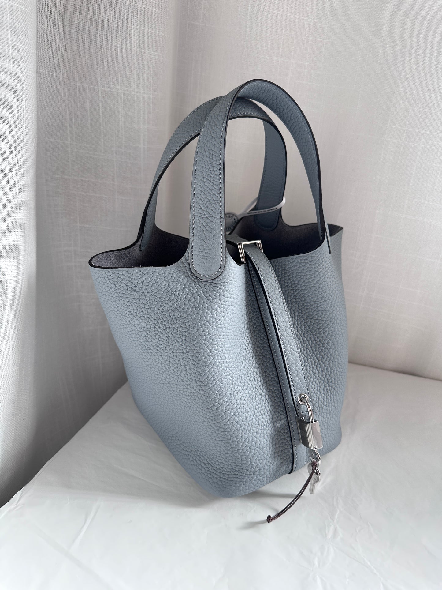 P18 Gris Pantin PHW