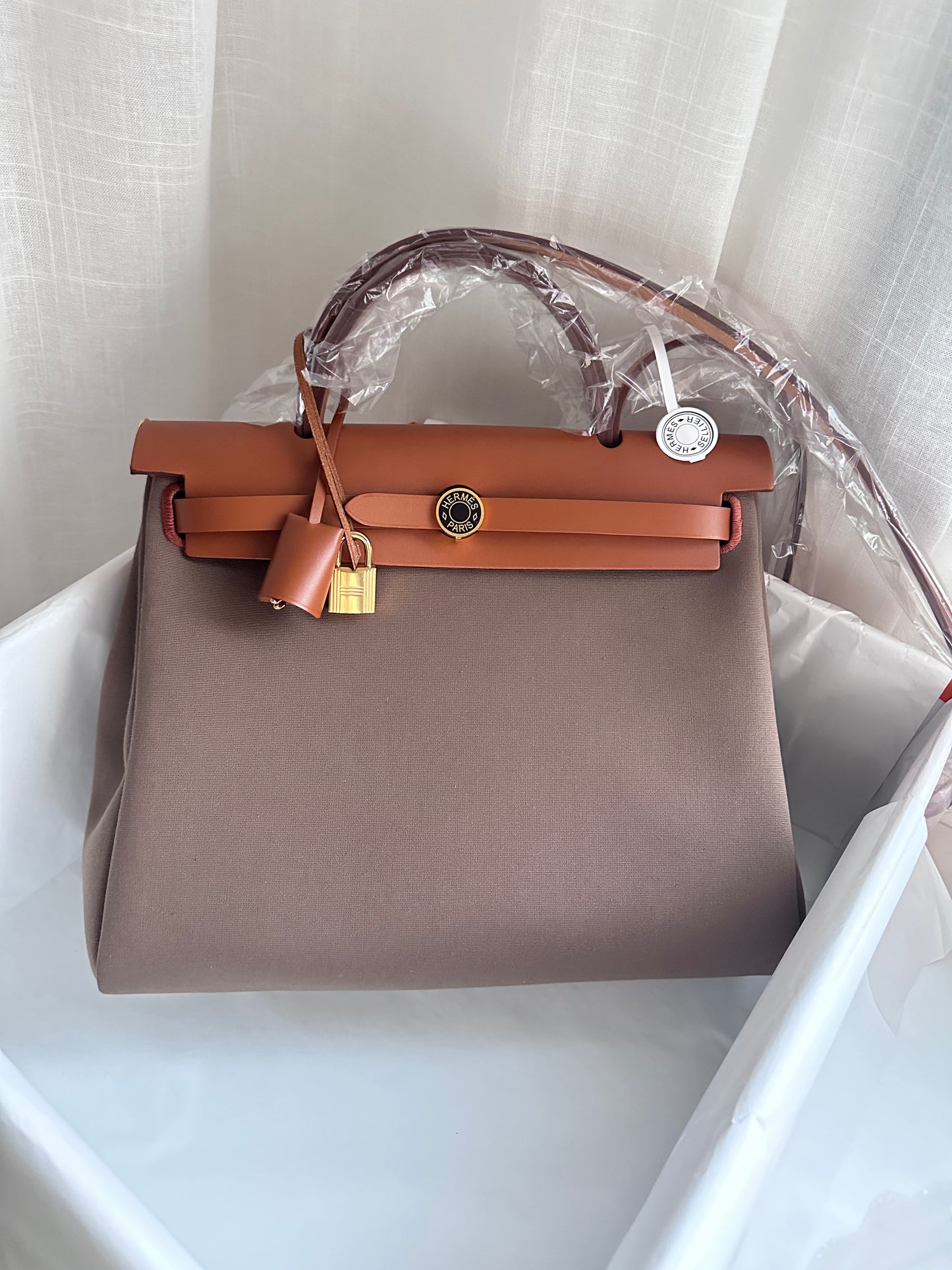 HERBAG 31 Etoupe/Fauve/Ebene LAQUE