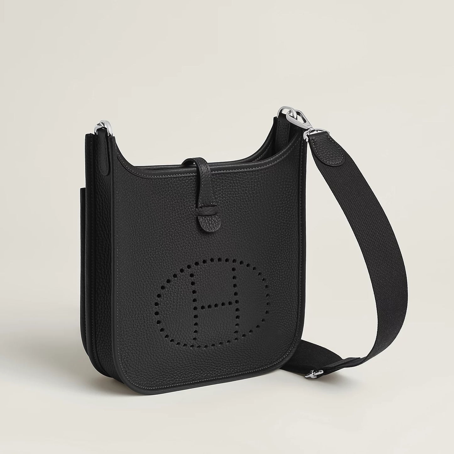 EVELYNE 23 Black PHW