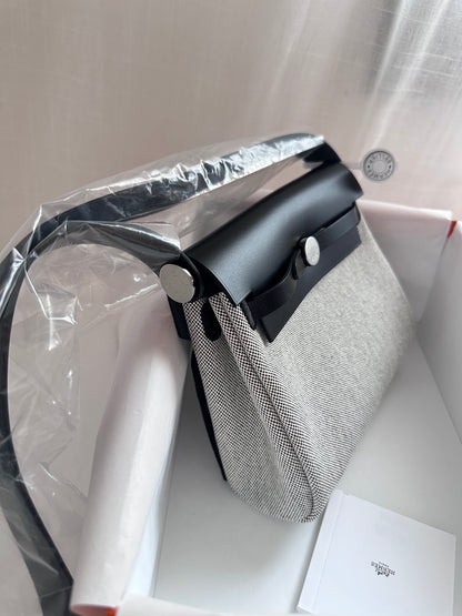 MINI HERBAG Ecru/Black PHW