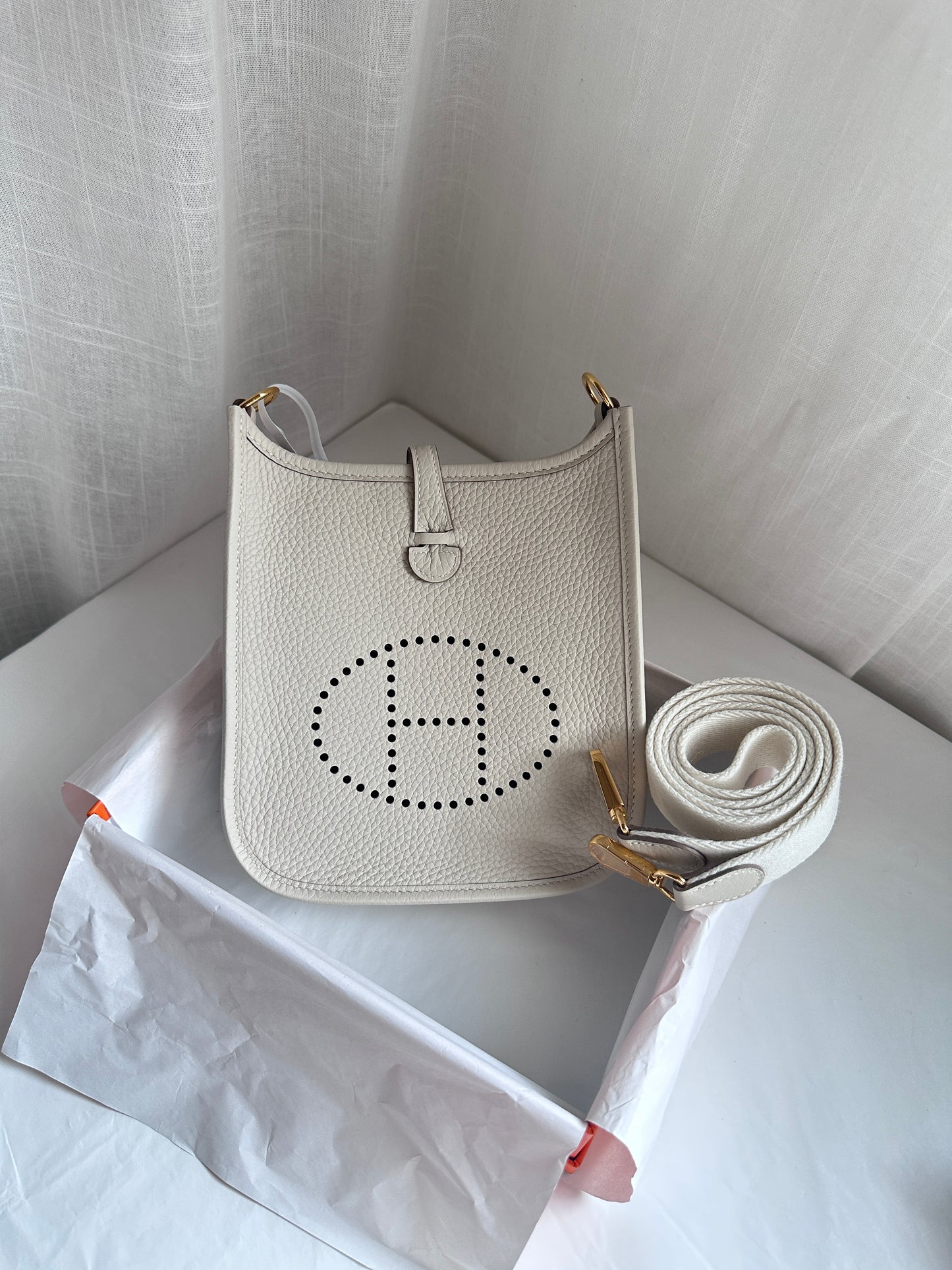 EVELYNE 16 Craie/White GHW