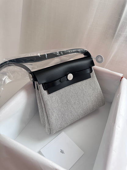 MINI HERBAG Ecru/Black PHW