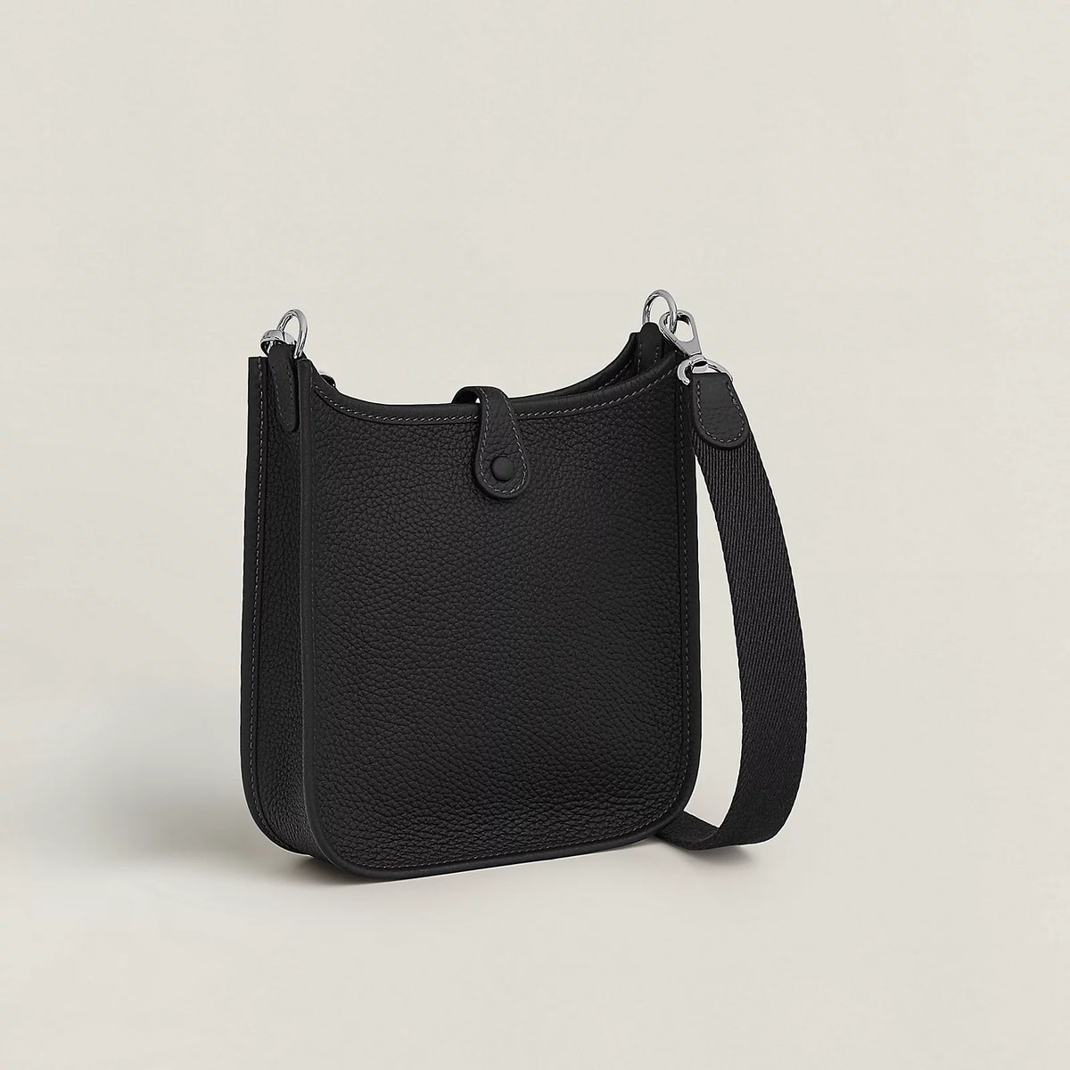 EVELYNE 16 Black PHW