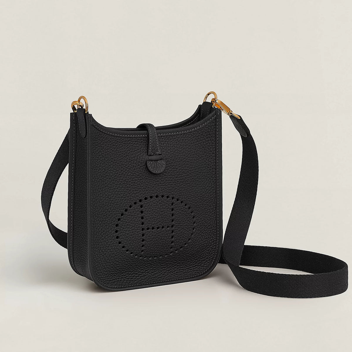 EVELYNE 16 Black GHW